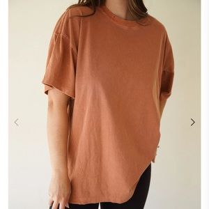 Carly Jean Los Angeles Charlie Tee, Amber